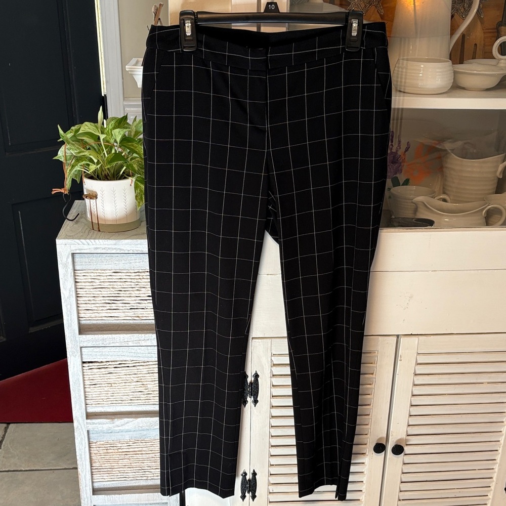 Amanda & Chelsea Black and White Patterned Trousers